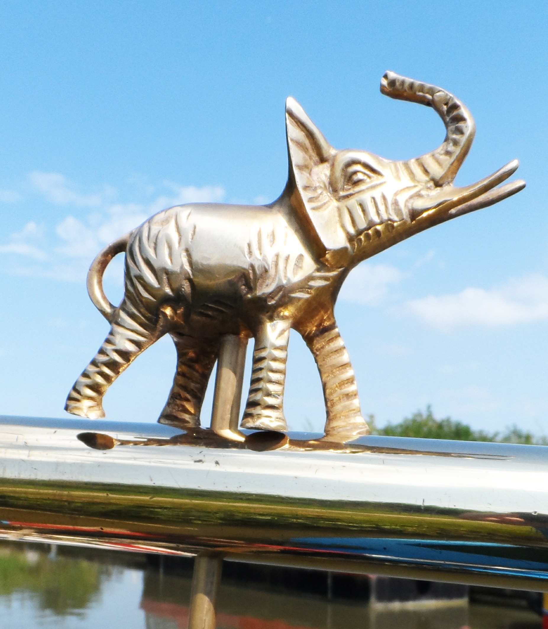 Elephant Tiller Pin (image for) Elephant Tiller Pin